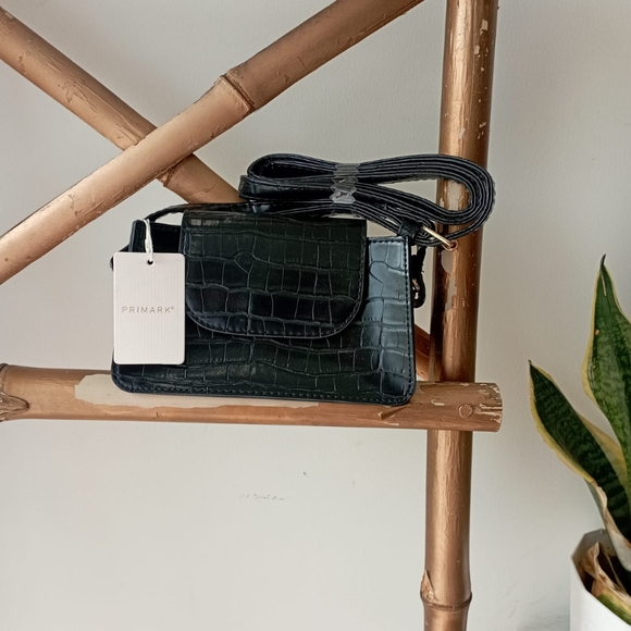 Black Croc Pocket Sling Bag - Picture 3 of 14